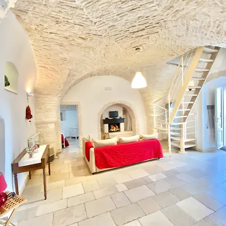 Trulli Moon * Alberobello