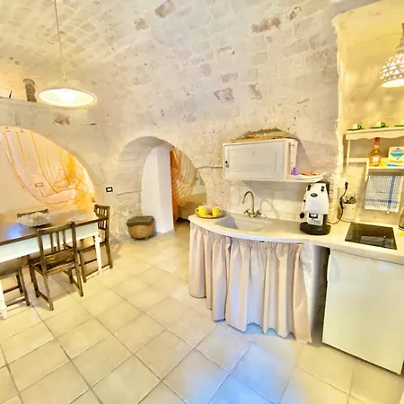 Trulli Moon בית נופש אלברובלו