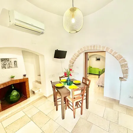 Trulli Moon Ferienhaus