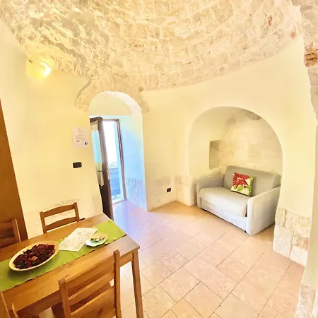 Trulli Moon * Alberobello