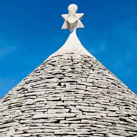 Trulli Moon